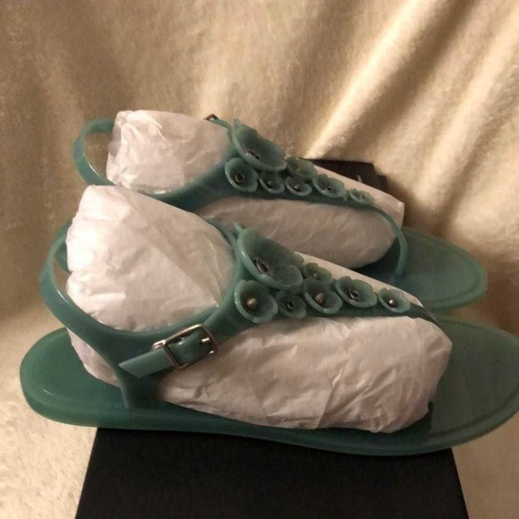 NIB Coach tea rose jelly sandals size 8 - Picture 3 of 3